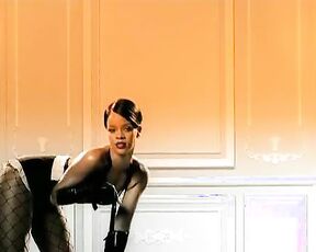 Rihanna feat Jay-Z - Umbrella