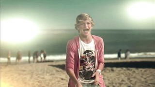 Cody Simpson ft. Flo Rida - iYiYi